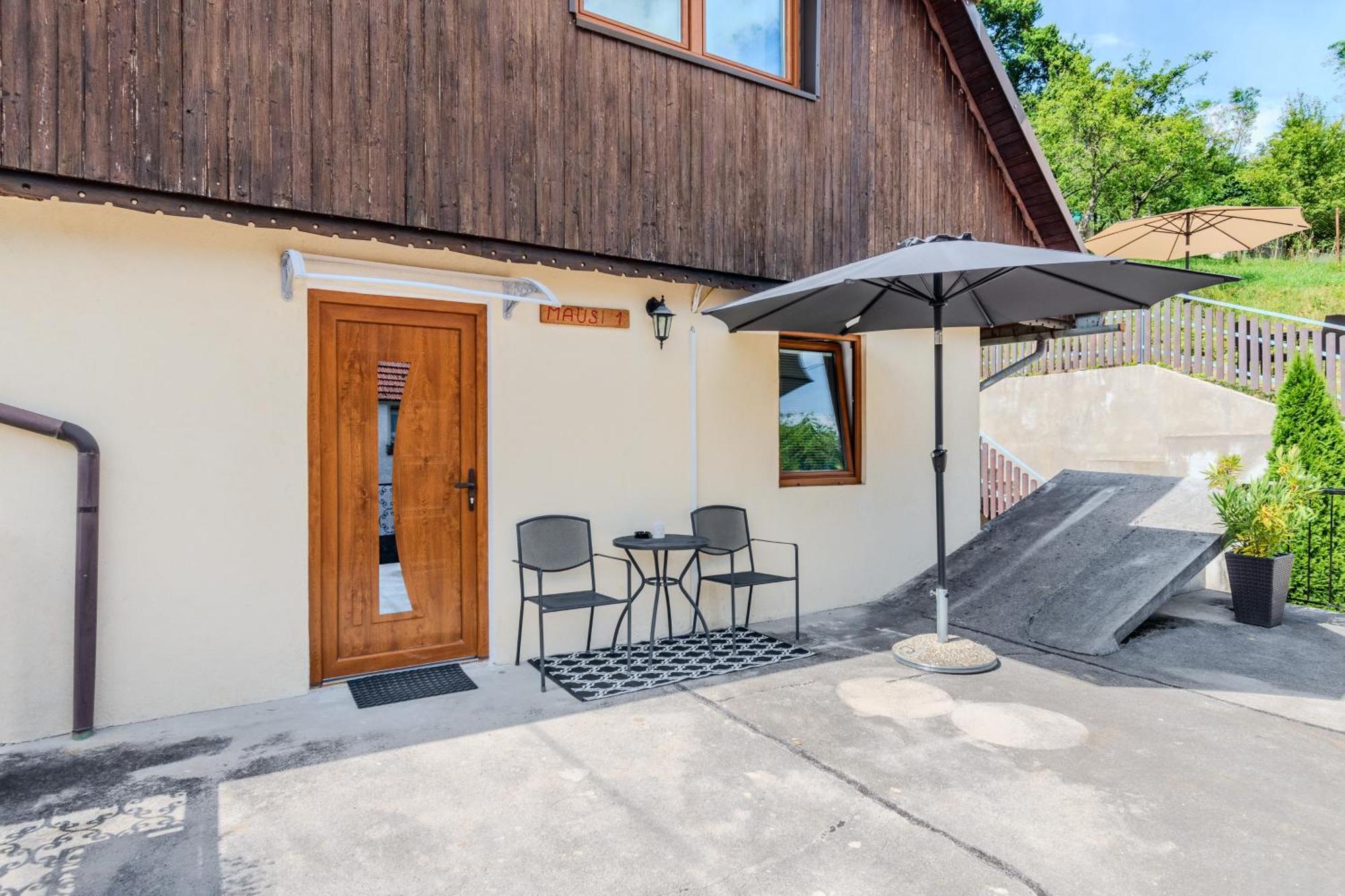 Apartmaji Mausi Bovec Exteriör bild