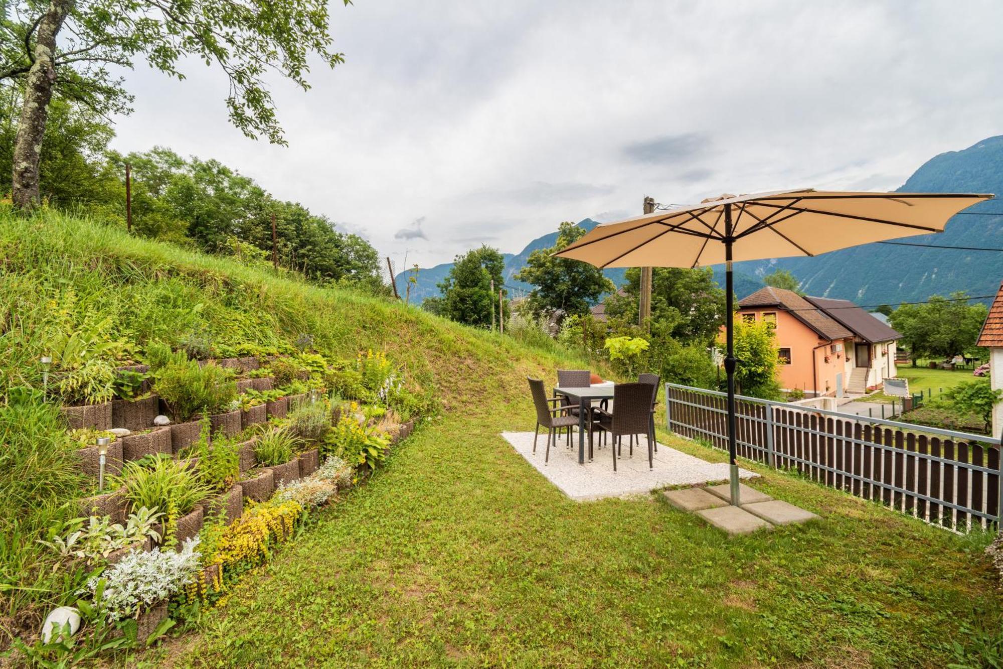 Apartmaji Mausi Bovec Exteriör bild