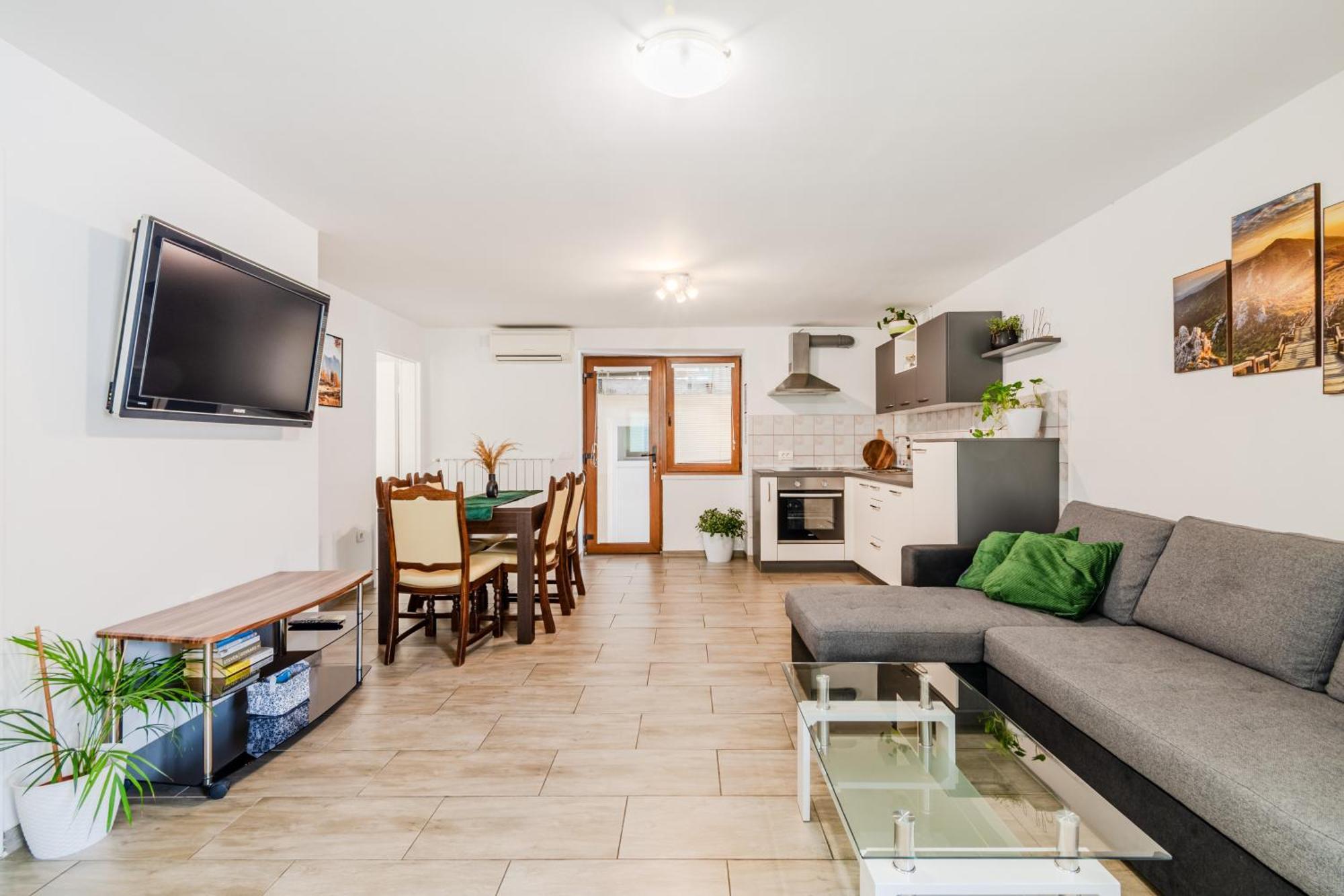 Apartmaji Mausi Bovec Exteriör bild