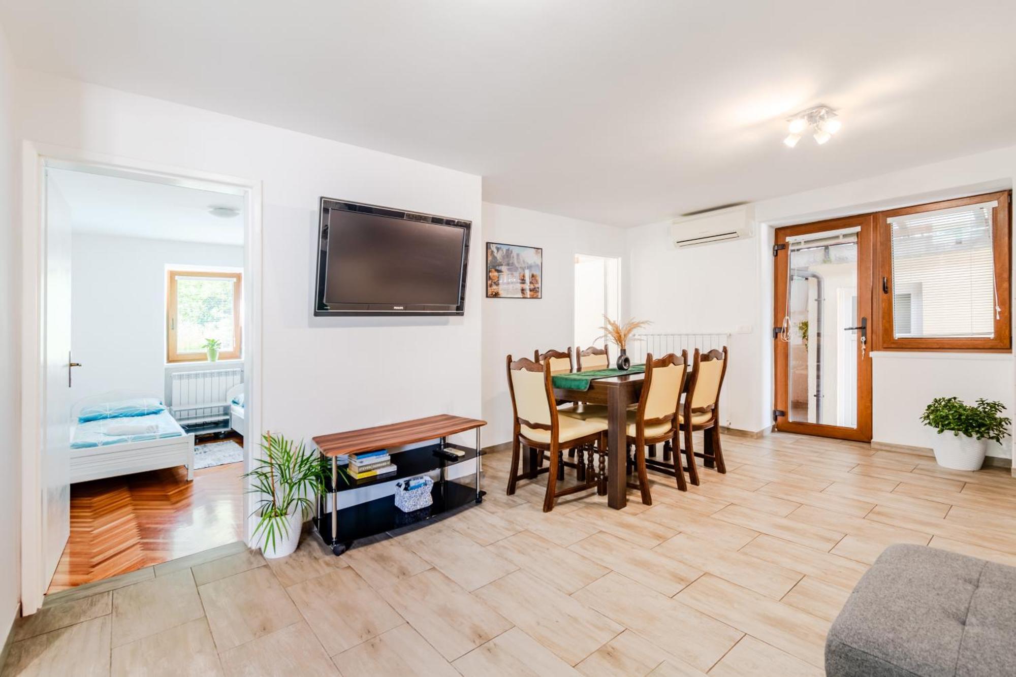 Apartmaji Mausi Bovec Exteriör bild